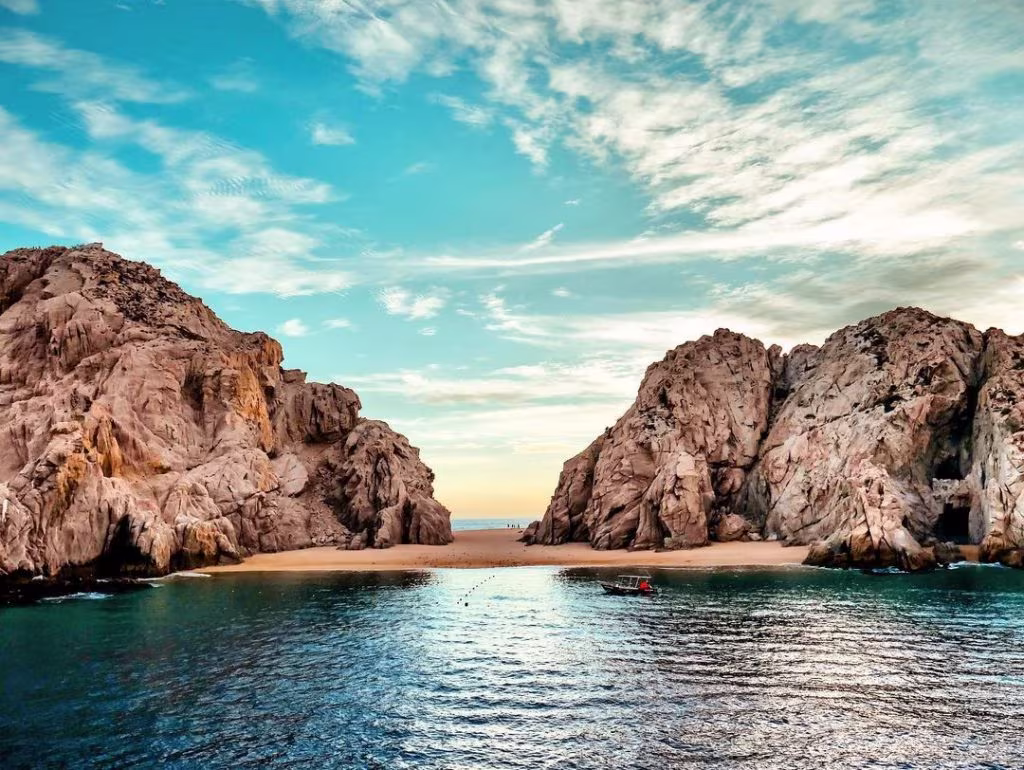 Vista de La Paz frente al Mar de Cortés en Baja California Sur.