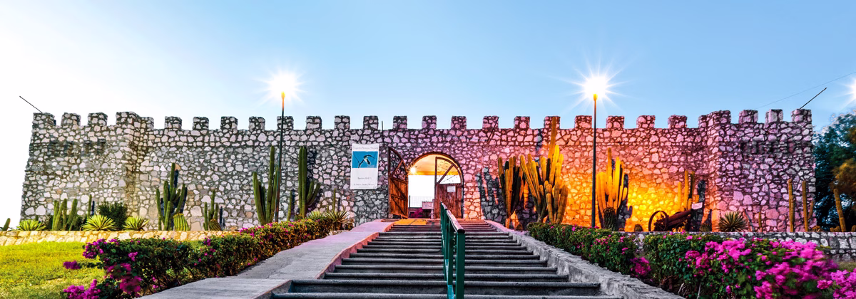 Centro histórico del Pueblo Mágico de El Fuerte durante el recorrido por Sinaloa.